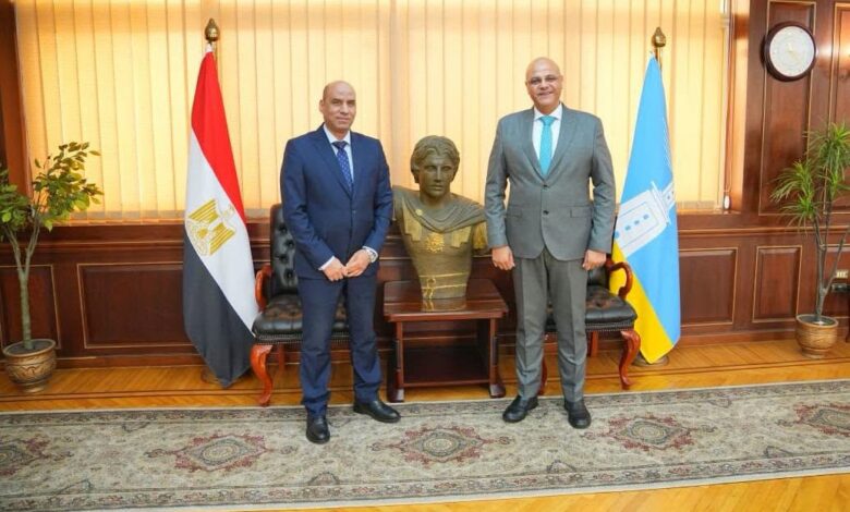 وزير العمل