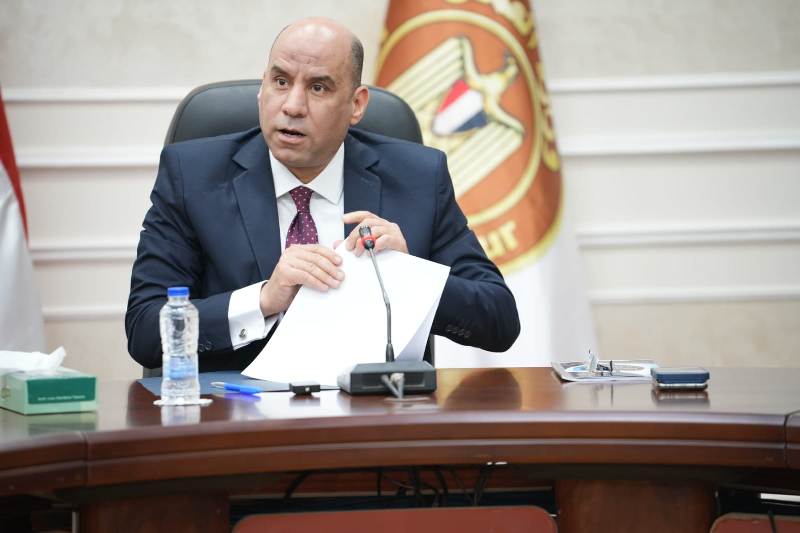وزير العمل